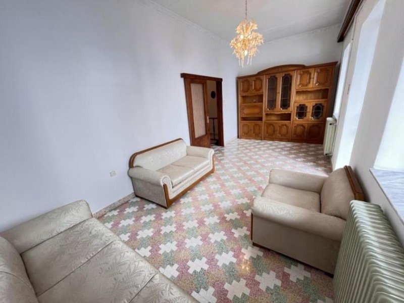 Chania - Nea Chora Kreta, Chania-Nea Chora: 2-Zimmer-Wohnung mit Balkon in der Nähe des Stadtzentrums zu verkaufen Wohnung kaufen